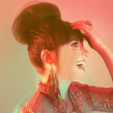 Ascolta Jamie-Lee Sexton, guarda video musicali, leggi la biografia, vedi le date del tour & altro!