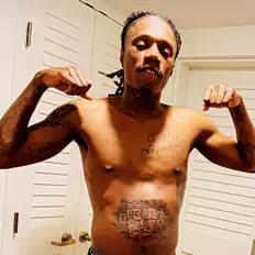 ProjectBaby Autoを聴いたり、ミュージックビデオを鑑賞したり、経歴やツアー日程などを確認したりしましょう！