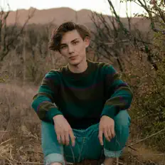 聆聽 Tyler Yade、觀看音樂影片、閱讀小傳、查看巡演日期等！