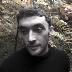 Escucha a James Willetts, mira videos musicales, lee su biografía, consulta las fechas de las gira y más.