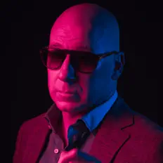 Listen to Iwan Bockkom, watch music videos, read bio, see tour dates & more!