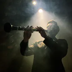 Serkan Hakki dinle, müzik videolarını izle, biyografisini oku, tur tarihlerini ve daha fazlasını gör!