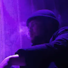 Dengarkan Nox, tonton video musik, baca bio, lihat tanggal tur & lainnya!