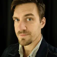 Escucha a Choose the Sun, mira videos musicales, lee su biografía, consulta las fechas de las gira y más.