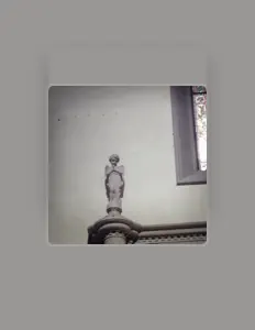 Hör dir Alminium an, schau dir Musikvideos an, lies die Biografie, finde Tourdaten und mehr!