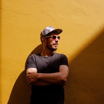 Listen to Ryan Herr, watch music videos, read bio, see tour dates & more!