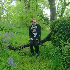 收听 TeeVex、观看音乐视频、阅读小传、查看巡演日期等 ！