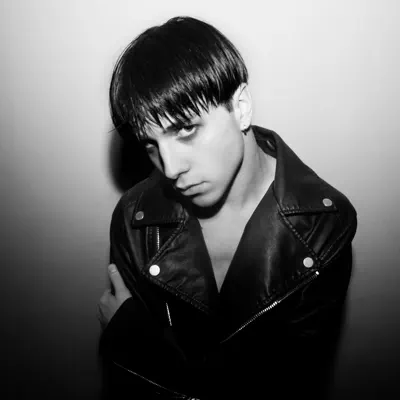 Listen to FAKKISS, watch music videos, read bio, see tour dates & more!