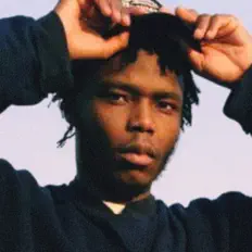 Kev Sageを聴いたり、ミュージックビデオを鑑賞したり、経歴やツアー日程などを確認したりしましょう！