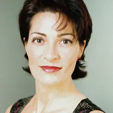 Escucha a Agathe Martel, mira vídeos musicales, lee la biografía, consulta fechas de giras y mucho más.