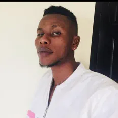 收听 Slimkrozz、观看音乐视频、阅读小传、查看巡演日期等 ！