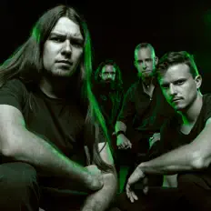Escucha a Fractal Universe, mira videos musicales, lee su biografía, consulta las fechas de las gira y más.
