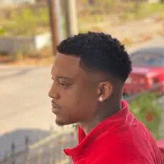 Dengarkan Raheym Cash, tonton video musik, baca bio, lihat tanggal tur & lainnya!