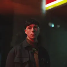 Dengarkan Conor Byrne, tonton video musik, baca bio, lihat tanggal tur & lainnya!