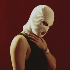 Poslechněte si interpreta QINSQI, sledujte hudební videa, přečtěte si životopis, podívejte se na data turné a další informace.