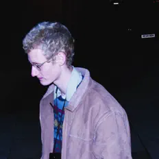 收听 Joss Mogli、观看音乐视频、阅读小传、查看巡演日期等 ！