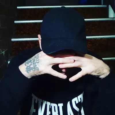 Listen to OE, watch music videos, read bio, see tour dates & more!