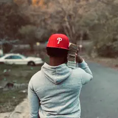 Dotarachi dinle, müzik videolarını izle, biyografisini oku, tur tarihlerini ve daha fazlasını gör!