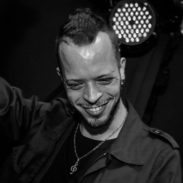 Emanuel Querol's avatar