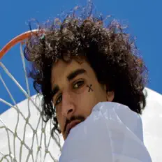 Posłuchaj wykonawcy DeuceOhNine, obejrzyj teledyski, przeczytaj biografię, zobacz daty tras koncertowych i nie tylko!