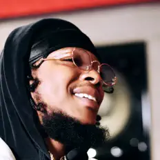 Listen to Se7en02, watch music videos, read bio, see tour dates & more!