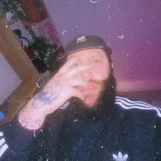 Escucha a Yokelust, mira videos musicales, lee su biografía, consulta las fechas de las gira y más.