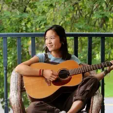 Allysann Mei Foehring dinle, müzik videolarını izle, biyografisini oku, tur tarihlerini ve daha fazlasını gör!