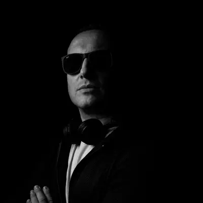 Listen to EiZer G, watch music videos, read bio, see tour dates & more!