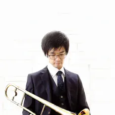 Escucha a 高井天音, mira videos musicales, lee su biografía, consulta las fechas de las gira y más.