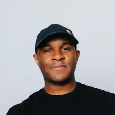 聆聽 DJ EZ、觀看音樂影片、閱讀小傳、查看巡演日期等！