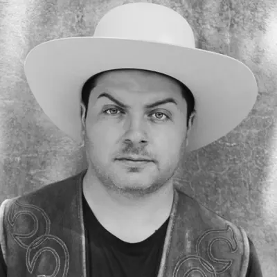 Listen to Raymond Sewell, watch music videos, read bio, see tour dates & more!