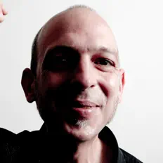 Ascolta Victor Rice, guarda video musicali, leggi la biografia, vedi le date del tour & altro!