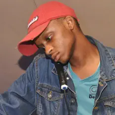 Deep-Dee을(를) 듣고, 뮤직 비디오를 보고, 약력을 읽고, 투어 일정 등을 확인하세요!