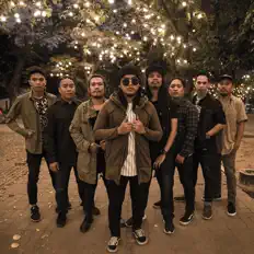 Listen to We Got, watch music videos, read bio, see tour dates & more!