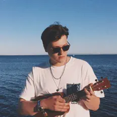 聆聽 alex glass.、觀看音樂影片、閱讀小傳、查看巡演日期等！