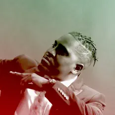 聆聽 Aeon Salone、觀看音樂影片、閱讀小傳、查看巡演日期等！