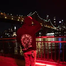 收听 Blaze Gz、观看音乐视频、阅读小传、查看巡演日期等 ！