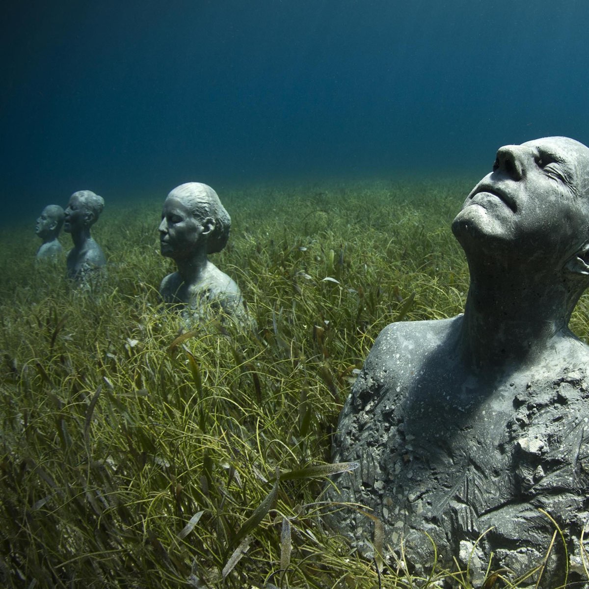 Необъяснимое поведение. Музей подводных скульптур Мексика. Статуи под водой. Самое загадочное место на земле. Необычное необъяснимое.