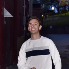 Riley Hirshey을(를) 듣고, 뮤직 비디오를 보고, 약력을 읽고, 투어 일정 등을 확인하세요!