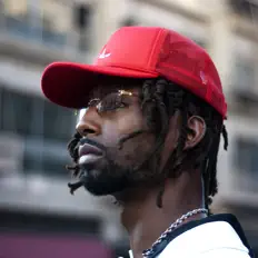 Taji Iman dinle, müzik videolarını izle, biyografisini oku, tur tarihlerini ve daha fazlasını gör!