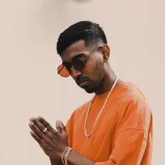 Listen to Yanchan, watch music videos, read bio, see tour dates & more!