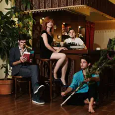 Ouve Global Lobsters, vê vídeos de música, lê a biografia, vê as datas da digressão e muito mais!