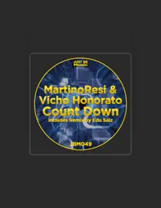 Escucha a Vicho Honorato, mira vídeos musicales, lee la biografía, consulta fechas de giras y mucho más.