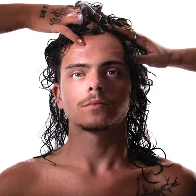Listen to שוגו, watch music videos, read bio, see tour dates & more!