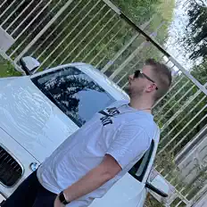 Listen to Konz MKH, watch music videos, read bio, see tour dates & more!