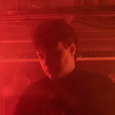 Luister naar Ruben Fjellner, bekijk muziekvideo's, lees de bio, bekijk de tourdata, en meer!