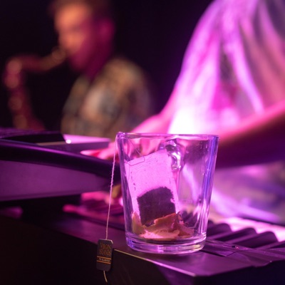 Suave Lomito ϟ BRODA (LIVE STUDIO SESSION) - EP