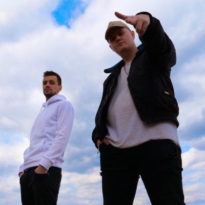 04. Musím sám (feat. NOmin) - Single