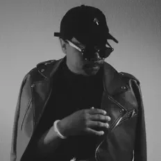 Ascolta LXGEND, guarda video musicali, leggi la biografia, vedi le date del tour & altro!