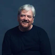 Ouve Pepe Justicia, vê vídeos de música, lê a biografia, vê as datas da digressão e muito mais!